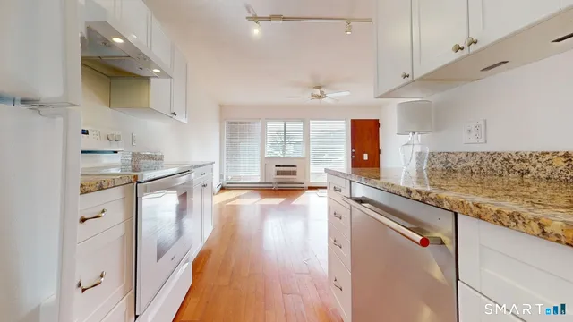 $219,999 | 241 W Walk, Unit 241, West Haven, CT 06516