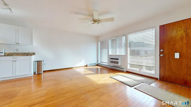 $219,999 | 241 W Walk, Unit 241, West Haven, CT 06516