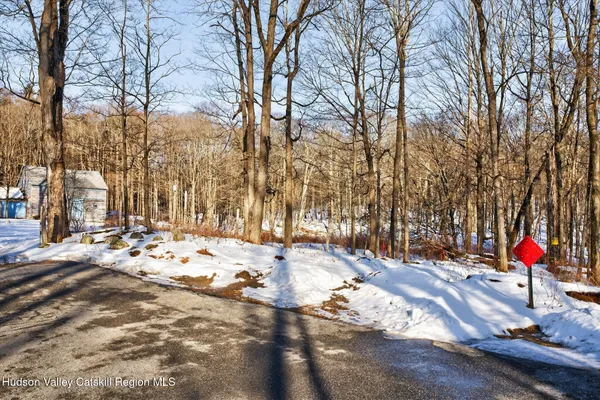 a outdoor space with lots of white buildings