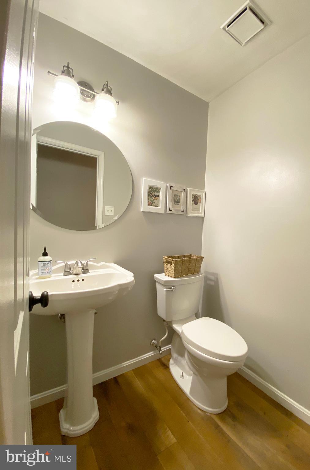 3409 Northwind Road Baltimore, MD 21234 - Photo 7 of 52 Gallery Image 7