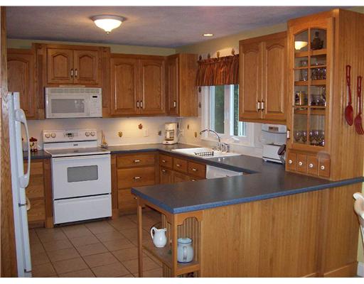 30 Spruce Ridge Drive Glocester, RI 02814 - Photo 5 of 12 Kitchen.