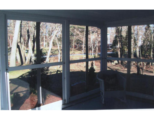 159 Spring Street Marion, MA 02738 - Photo 8 of 9 Gallery Image 8