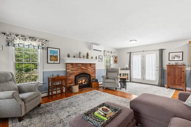 $899,000 | 167 Main Street, West Newbury, MA 01985