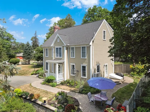 $899,000 | 167 Main Street, West Newbury, MA 01985