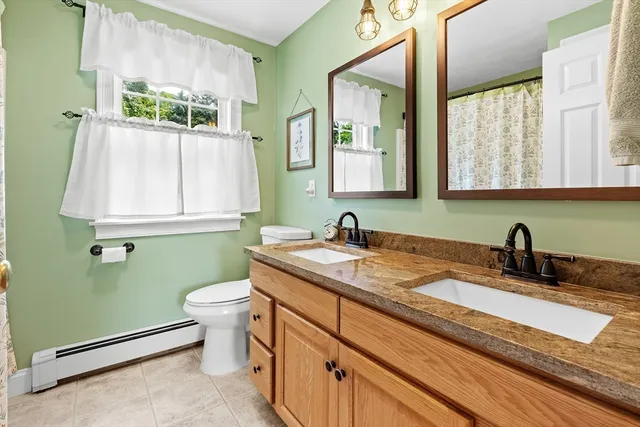 $899,000 | 167 Main Street, West Newbury, MA 01985