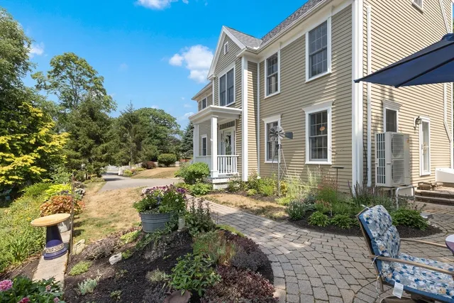 $899,000 | 167 Main Street, West Newbury, MA 01985