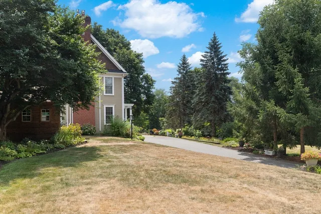 $899,000 | 167 Main Street, West Newbury, MA 01985