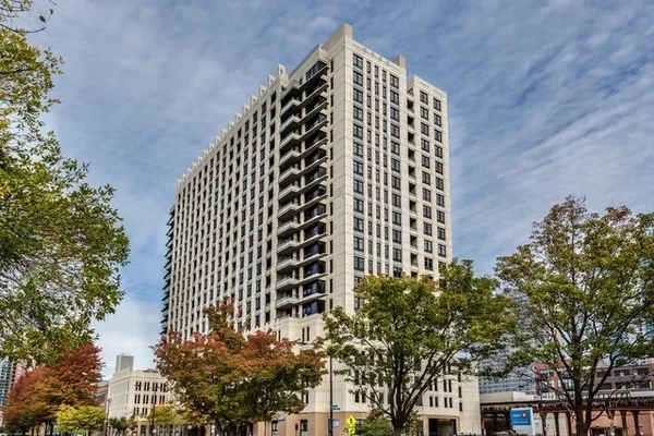 $21,900 | 1255 South State Street, Unit R456, Chicago, IL 60605