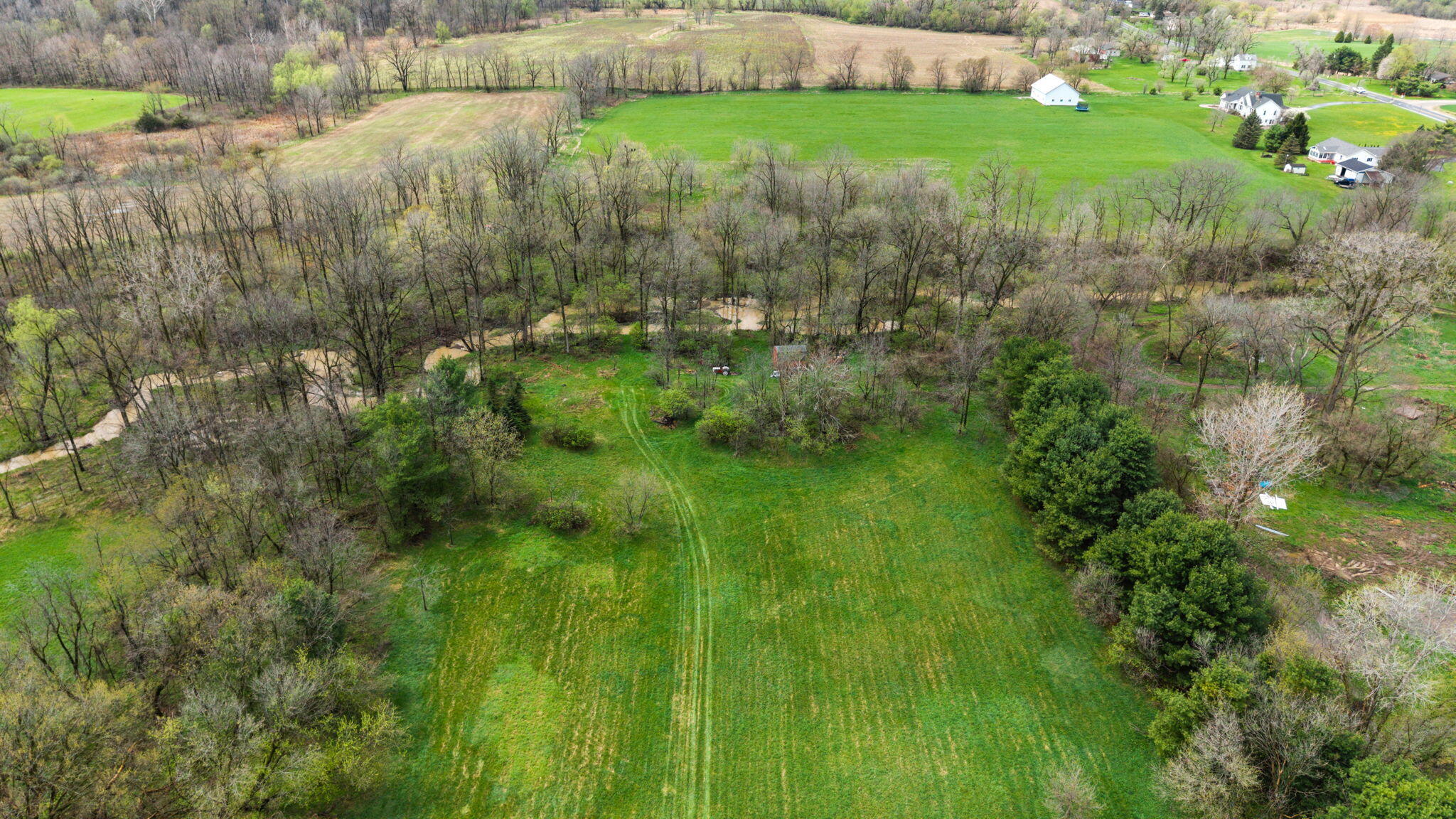 9602 Clinton Road Manchester, MI 48158 - Photo 11 of 17 24-web-or-mls-DJI_20260416135349_0175_D
