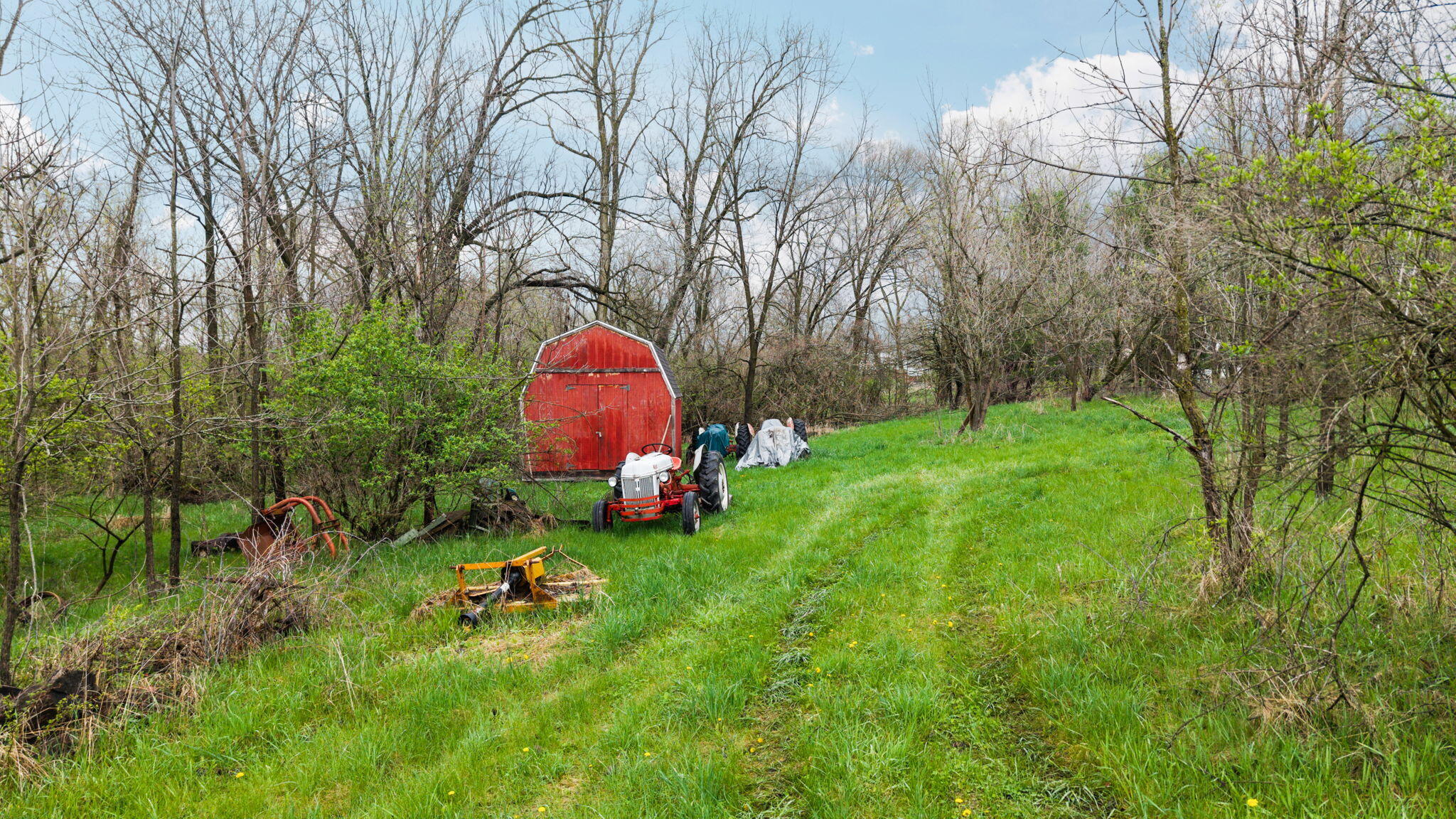 9602 Clinton Road Manchester, MI 48158 - Photo 7 of 17 26-web-or-mls-DJI_20260416135623_0177_D