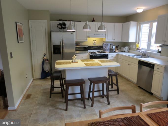 800 Brickston Road Reisterstown, MD 21136 - Photo 3 of 30 Kitchen