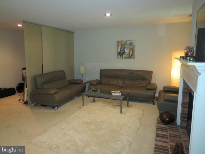 800 Brickston Road Reisterstown, MD 21136 - Photo 21 of 30 Family Room