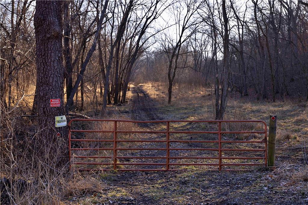 1 Edgerton Junction Road Camden Point, MO 64018 - Photo 5 of 16