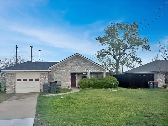 $225,000 | 404 North Sherley Road, Anna, TX 75409