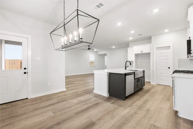 $349,900 | 6434 Downey Lane, Rosharon, TX 77583