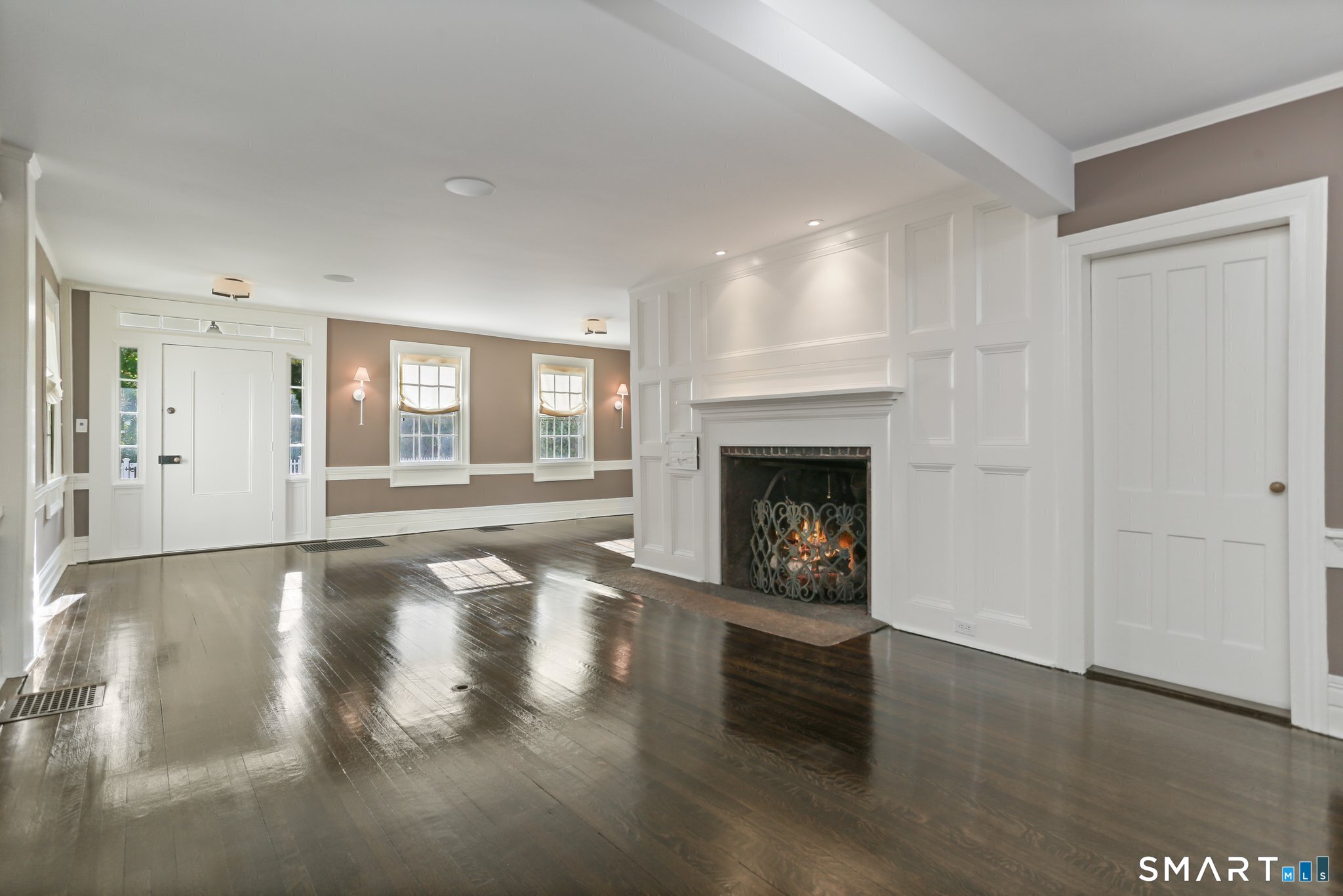 890 Silvermine Road New Canaan, CT 06840 - Photo 4 of 30 Formal living room