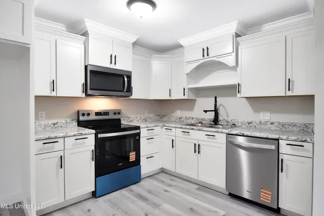 $169,900 | 2424 Jackson Avenue, Pascagoula, MS 39567