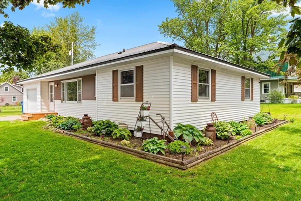 $217,900 | 101 West Cedar Street, Bonduel, WI 54107