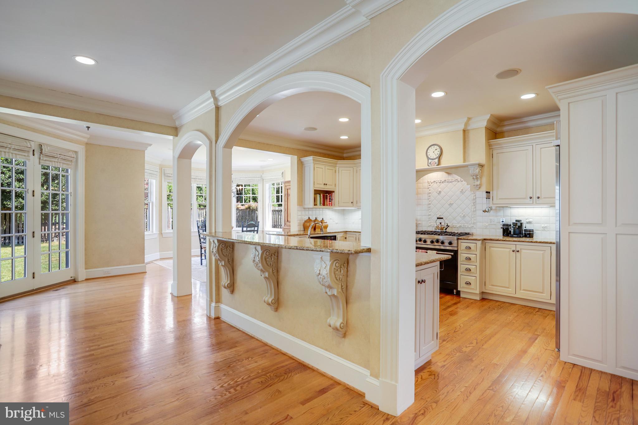 5629 Newington Road Bethesda, MD 20816 - Photo 7 of 65