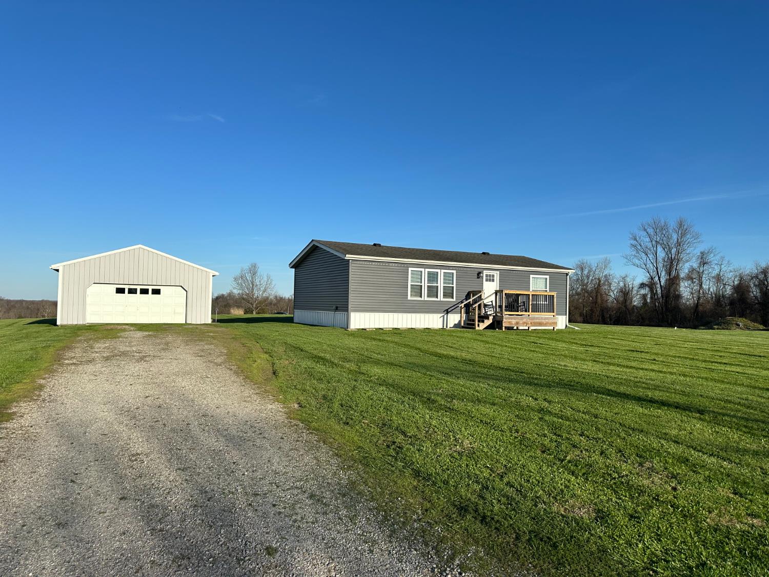 9852 Turtle Creek Road Florence, IN 47020 - Photo 1 of 21 Gallery Image 1