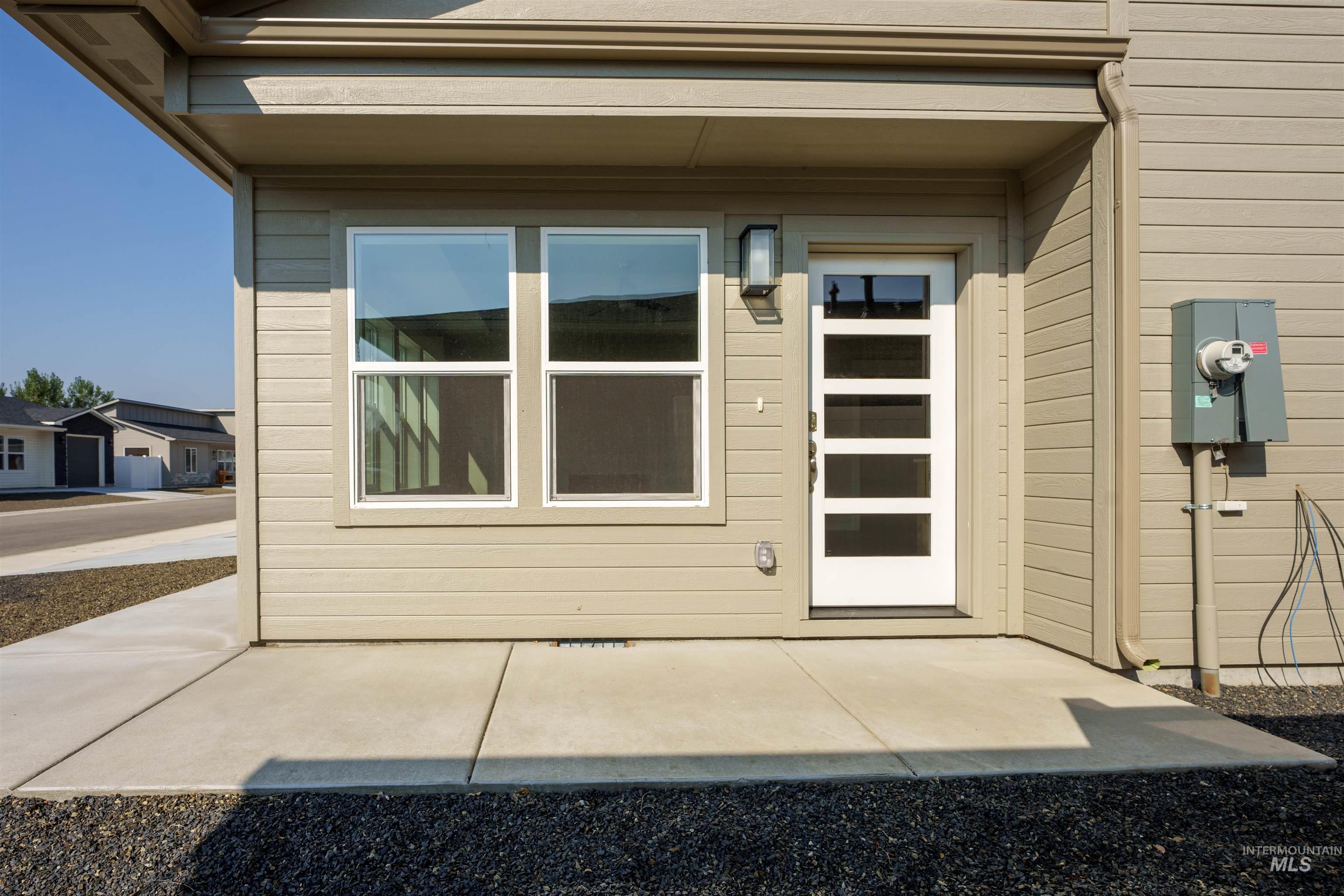 1231 Phillips Circle Ontario, OR 97914 - Photo 1 of 23