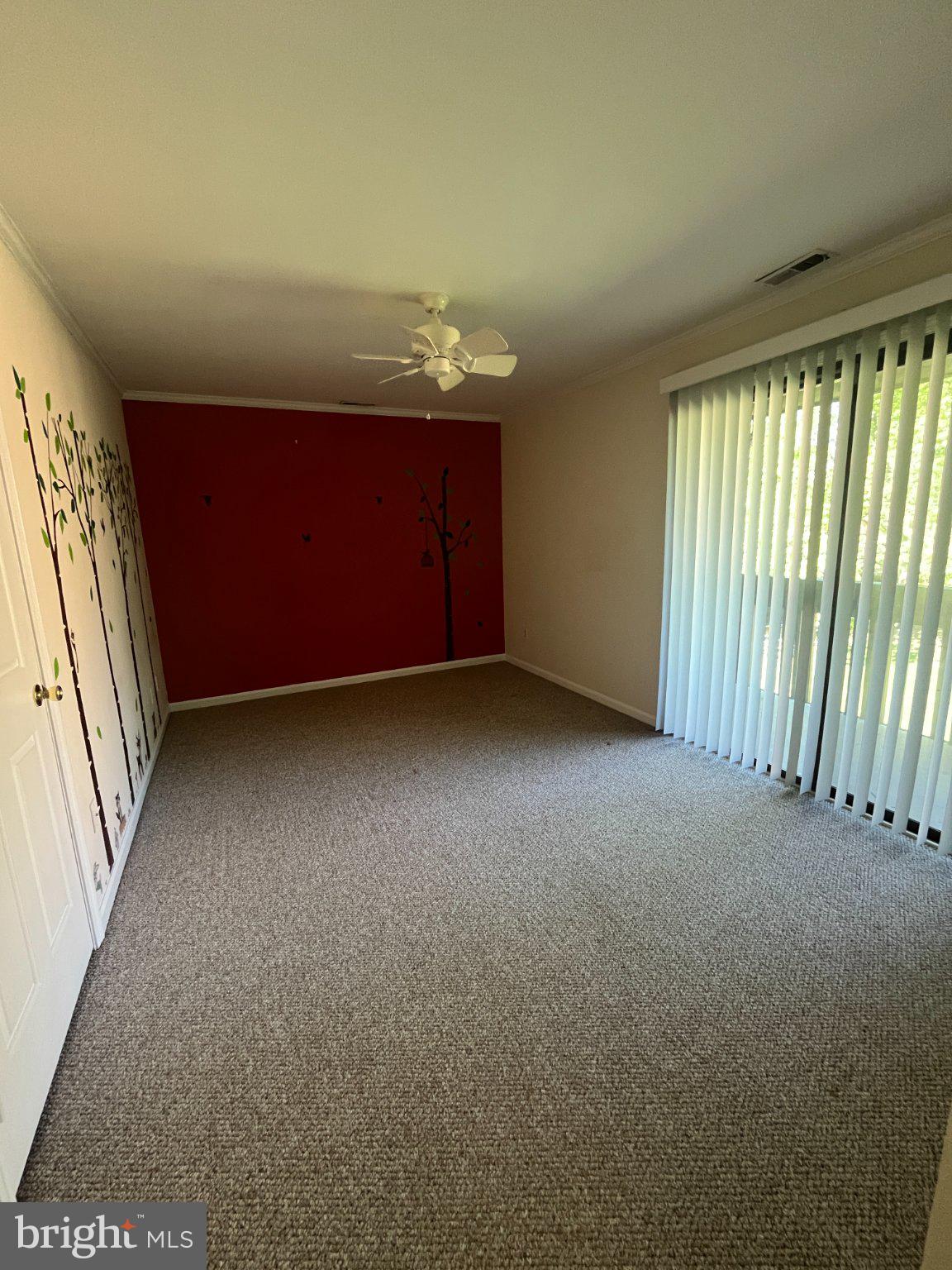 4 Rittenhouse Court, Unit 181 Chesterbrook, PA 19087 - Photo 15 of 22 Spacious room with vibrant accents.
