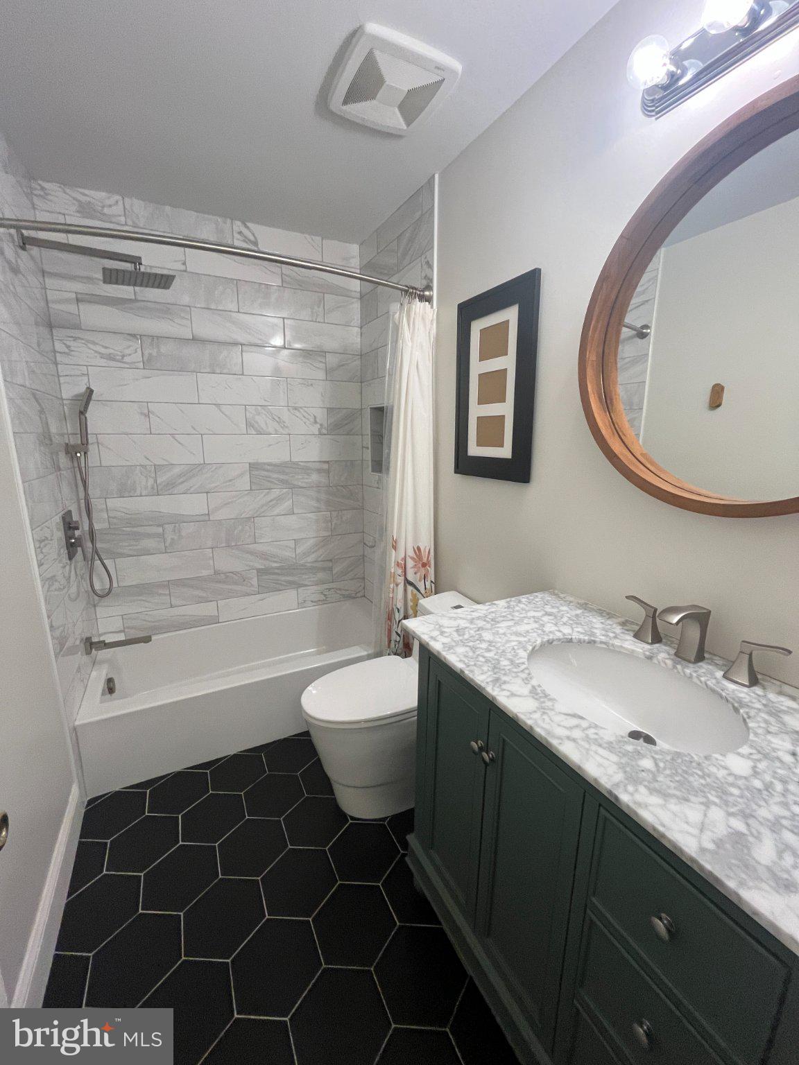 4 Rittenhouse Court, Unit 181 Chesterbrook, PA 19087 - Photo 18 of 22 Stylish bathroom with modern finishes.