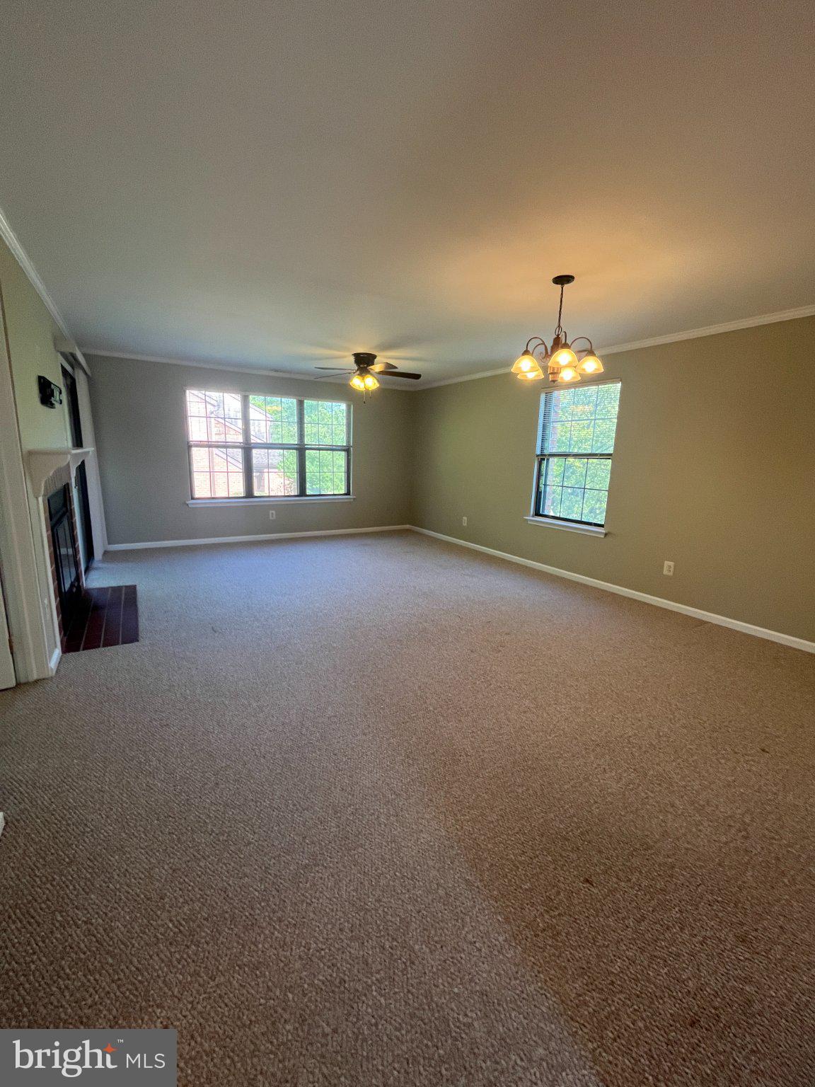 4 Rittenhouse Court, Unit 181 Chesterbrook, PA 19087 - Photo 9 of 22 Spacious room with natural light.