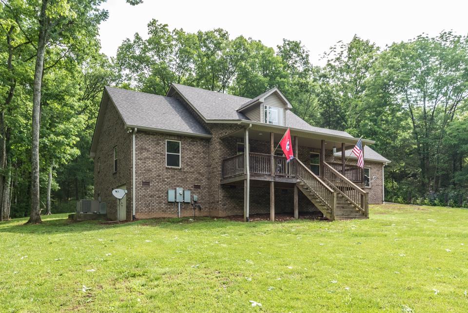 169 Chipman Road Bethpage, TN 37022 - Photo 2 of 25 Gallery Image 2