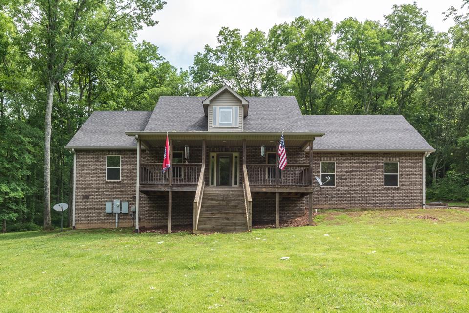 169 Chipman Road Bethpage, TN 37022 - Photo 3 of 25 Gallery Image 3