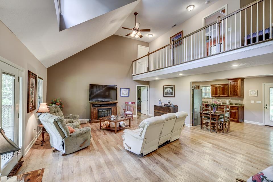 169 Chipman Road Bethpage, TN 37022 - Photo 9 of 25 Gallery Image 9