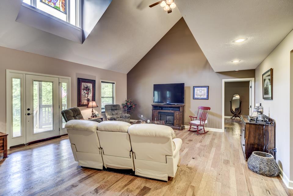 169 Chipman Road Bethpage, TN 37022 - Photo 10 of 25 Gallery Image 10