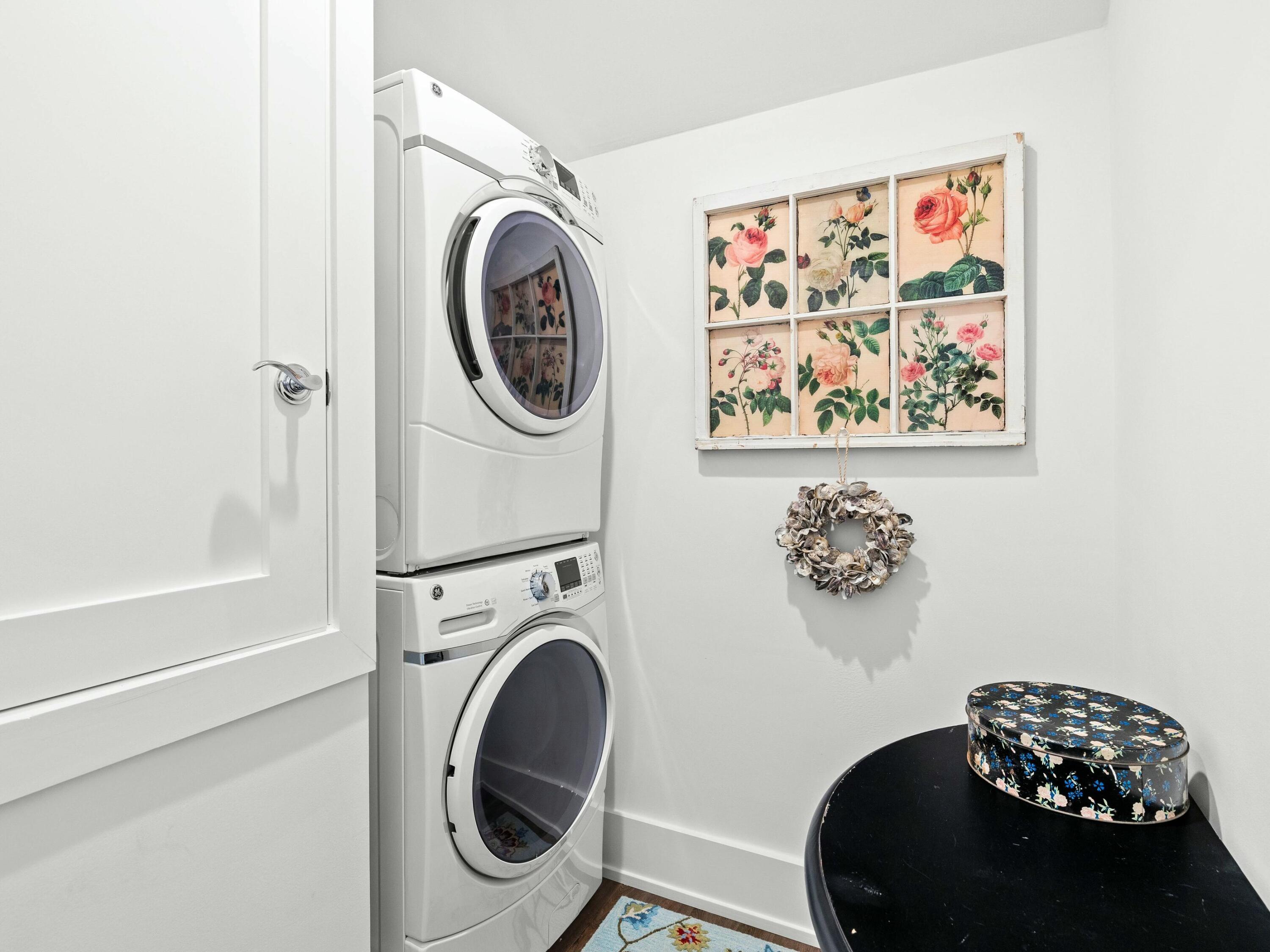 1521 Driftwood Point Road Santa Rosa Beach, FL 32459 - Photo 48 of 55 a utility room with dryer and washer
