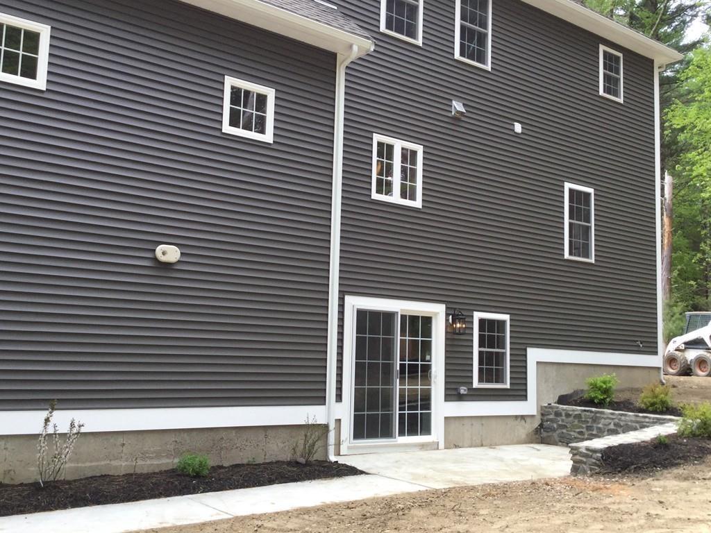 274 Putnam Hill Road Sutton, MA 01590 - Photo 3 of 38