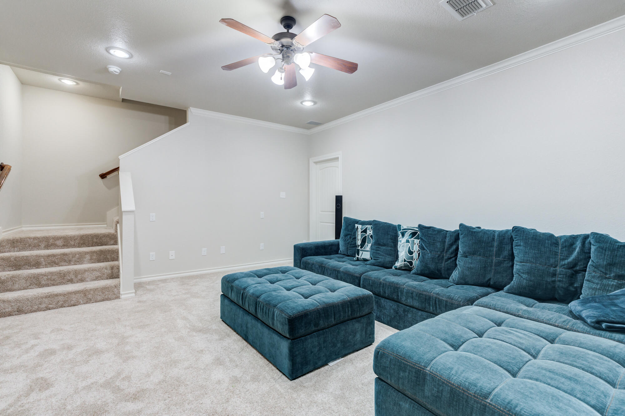 6020 85th Street Lubbock, TX 79424 - Photo 47 of 58 a living room with furniture