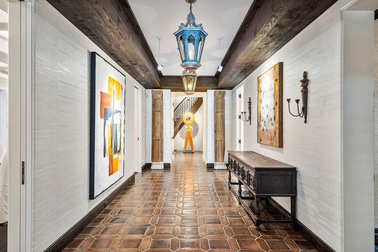 12 Lagomar Road Palm Beach, FL 33480 - Photo 11 of 38 Foyer