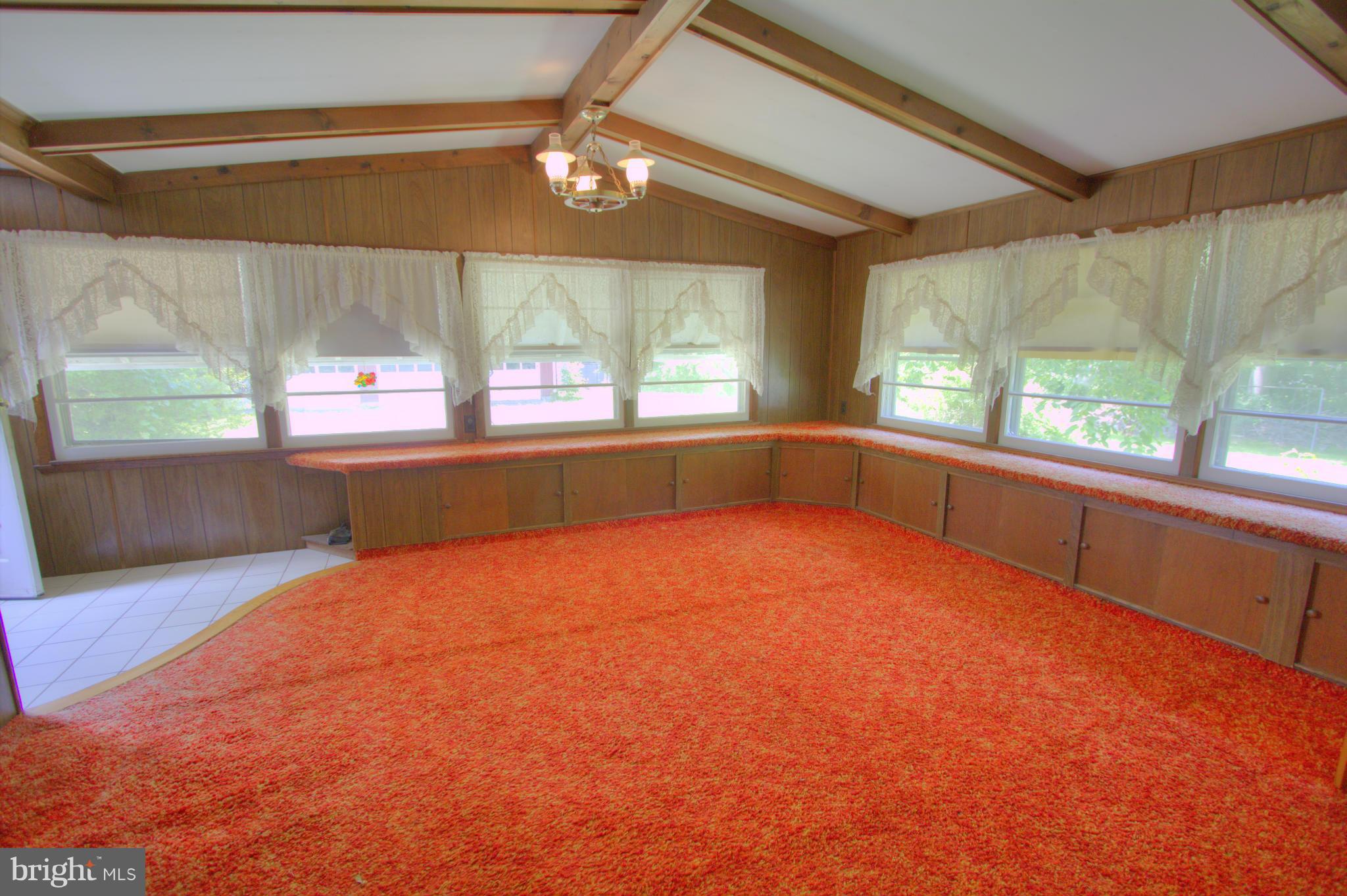 8614 Pine Tree Road Jessup, MD 20794 - Photo 17 of 30 Family Room