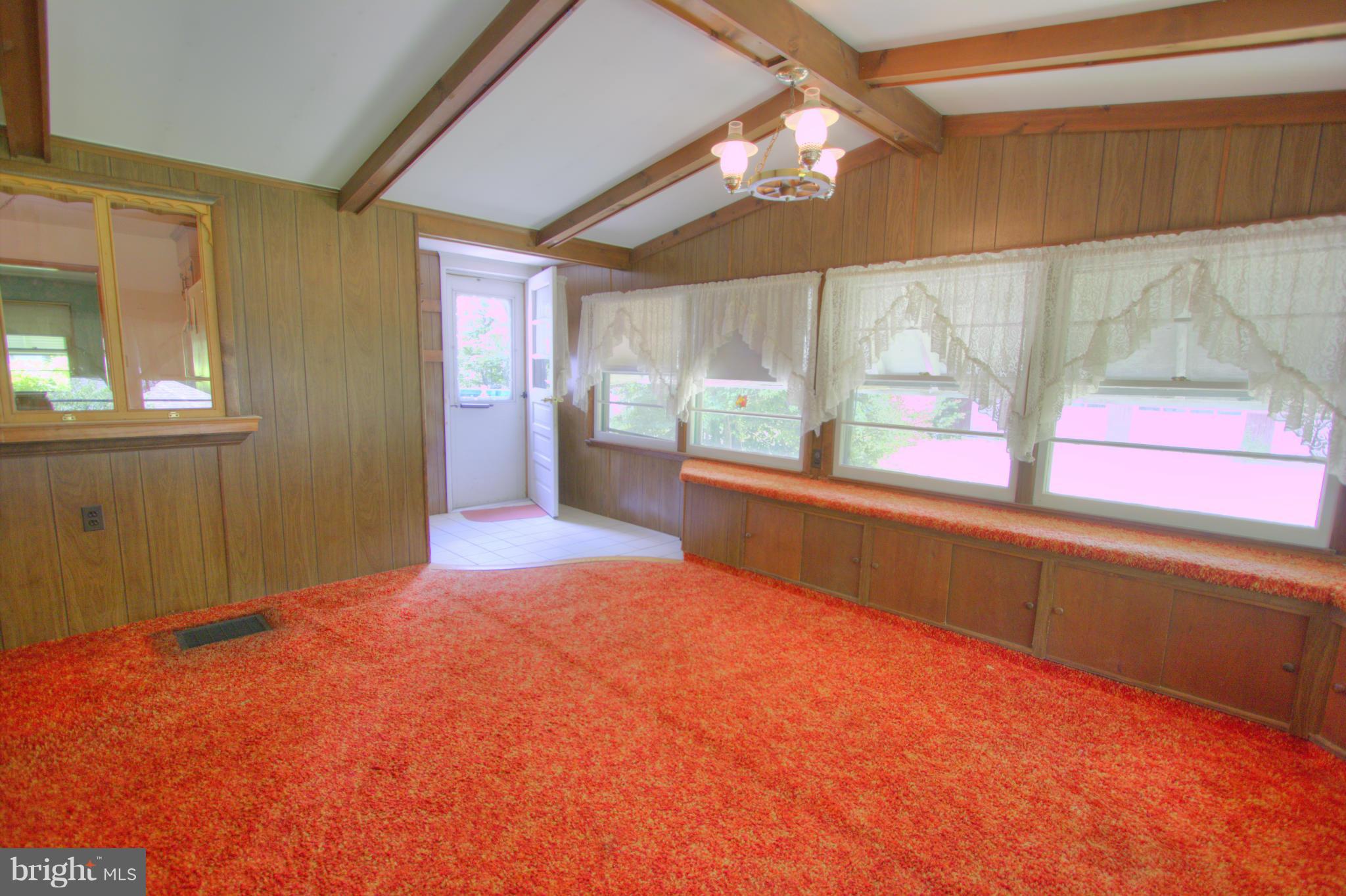 8614 Pine Tree Road Jessup, MD 20794 - Photo 18 of 30 Family Room