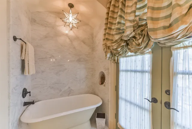 $11,000 | 2712 Ferndale Street, Houston, TX 77098