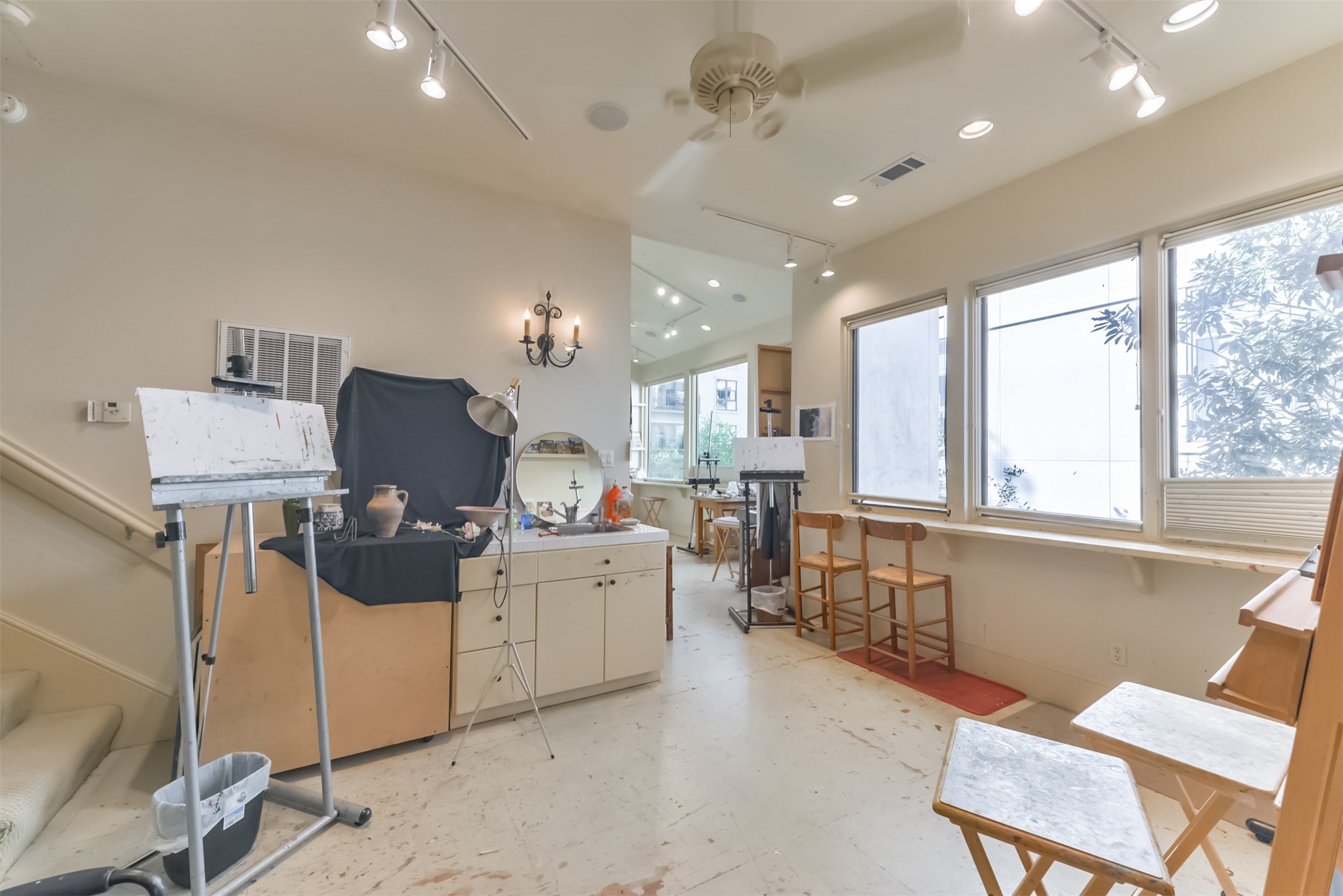 2712 Ferndale Street Houston, TX 77098 - Photo 33 of 49