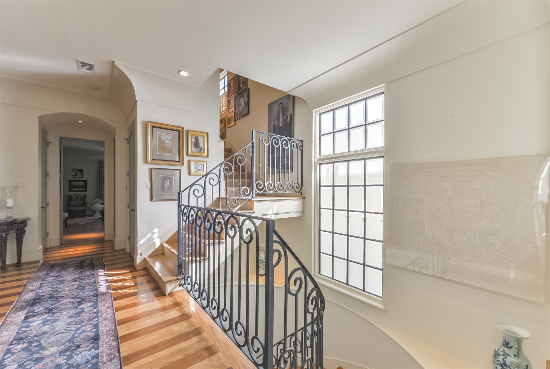 2712 Ferndale Street Houston, TX 77098 - Photo 10 of 49