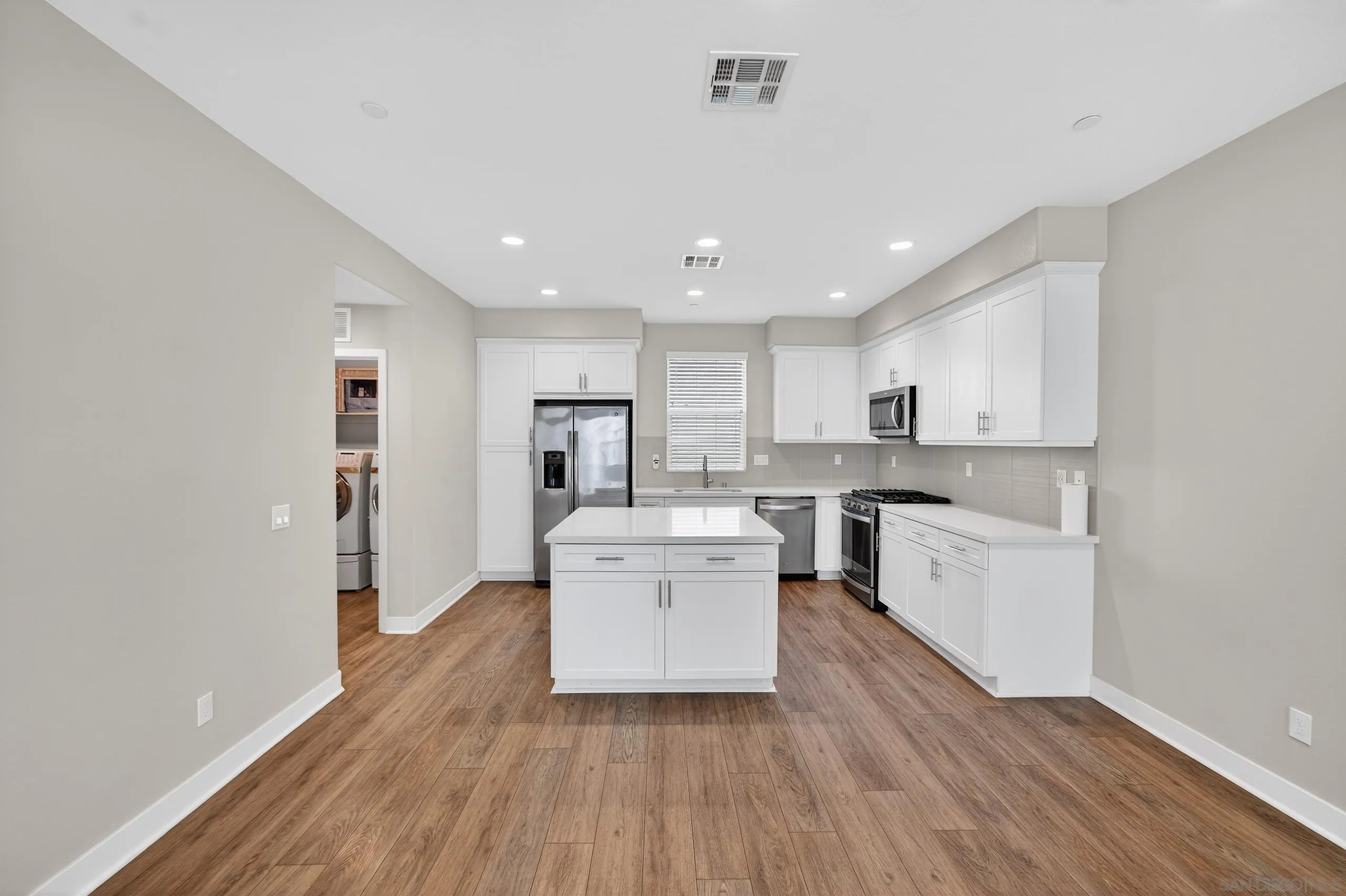 4321 Star Path Way Oceanside, CA 92056 - Photo 11 of 53