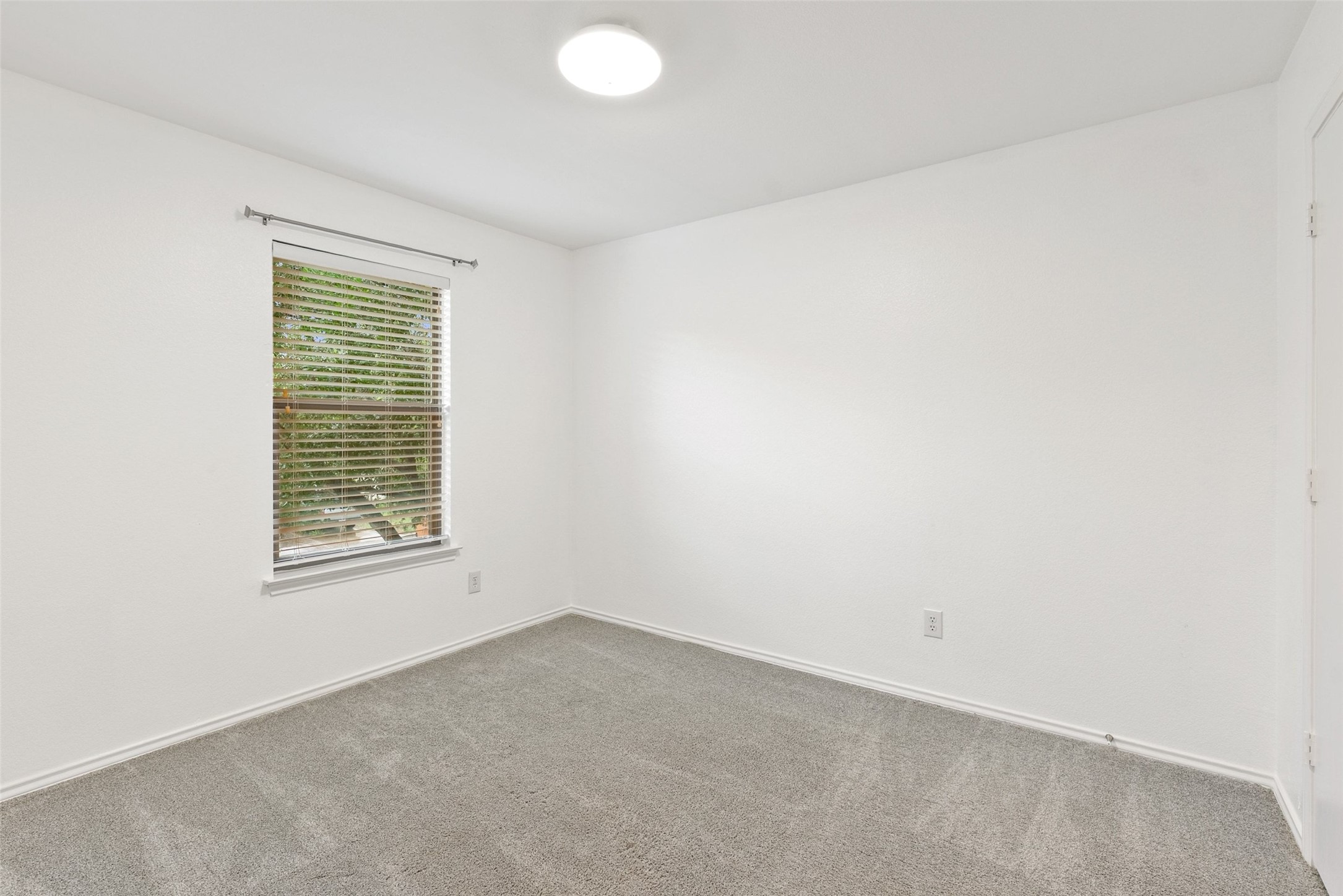 6629 Doyal Drive Austin, TX 78747 - Photo 28 of 37