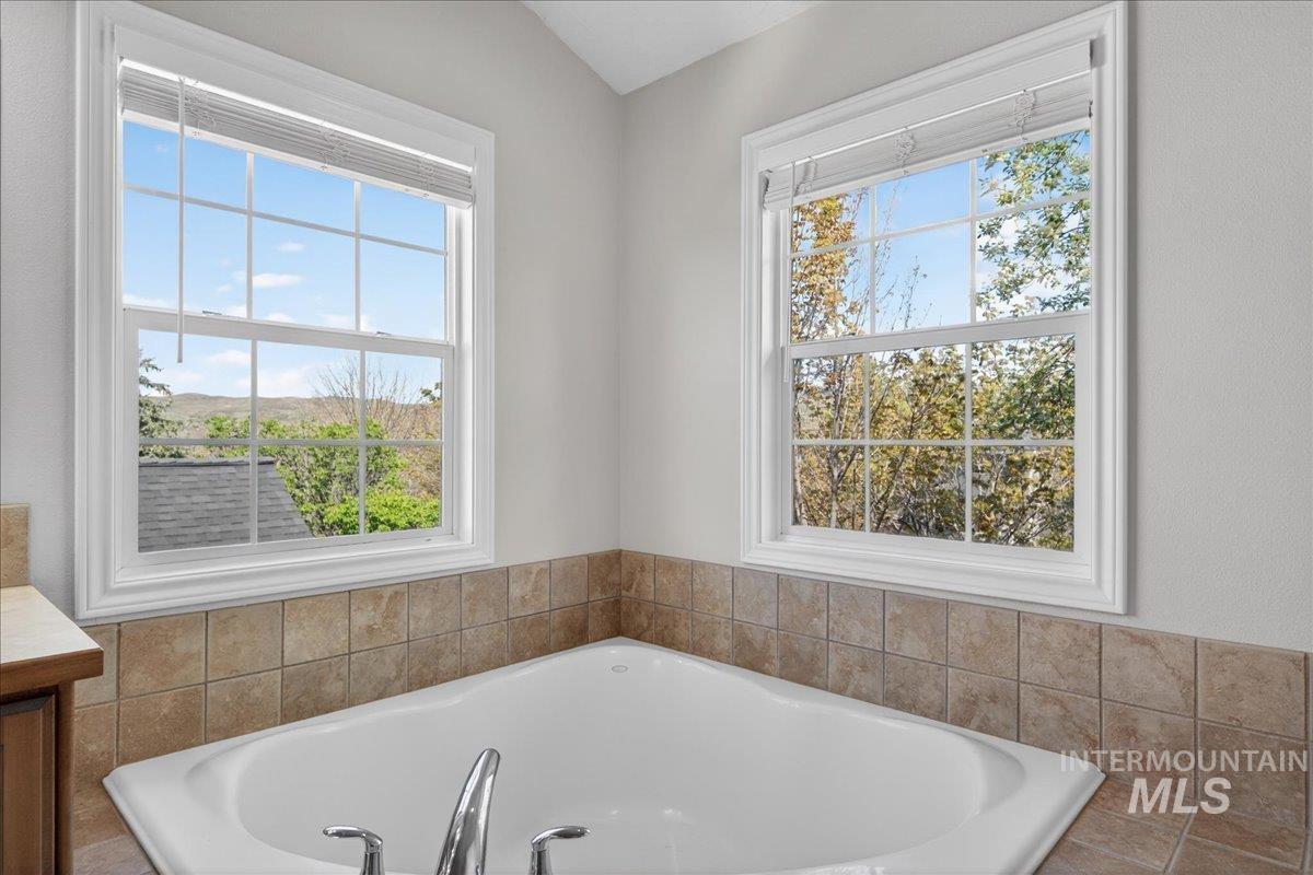 12935 North Schicks Ridge Road Boise, ID 83714 - Photo 17 of 44