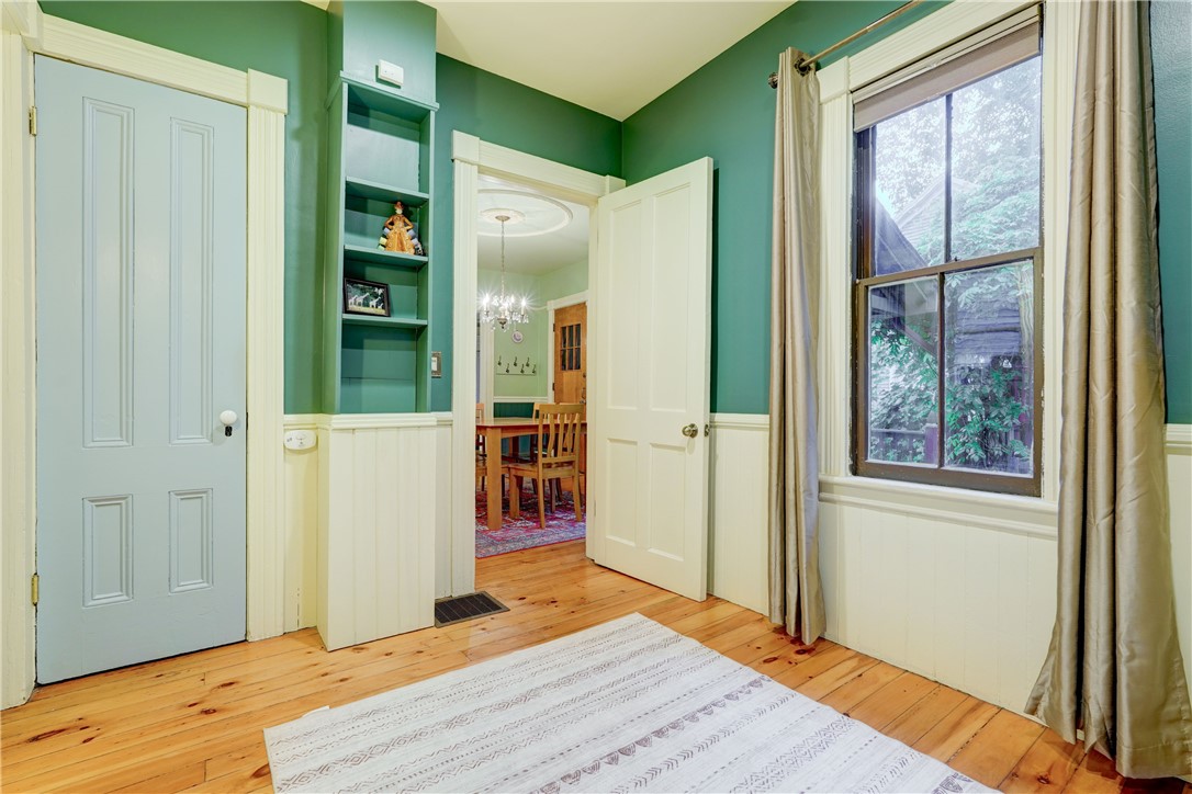 29 Benton Street Rochester, NY 14620 - Photo 25 of 49 Gallery Image 25