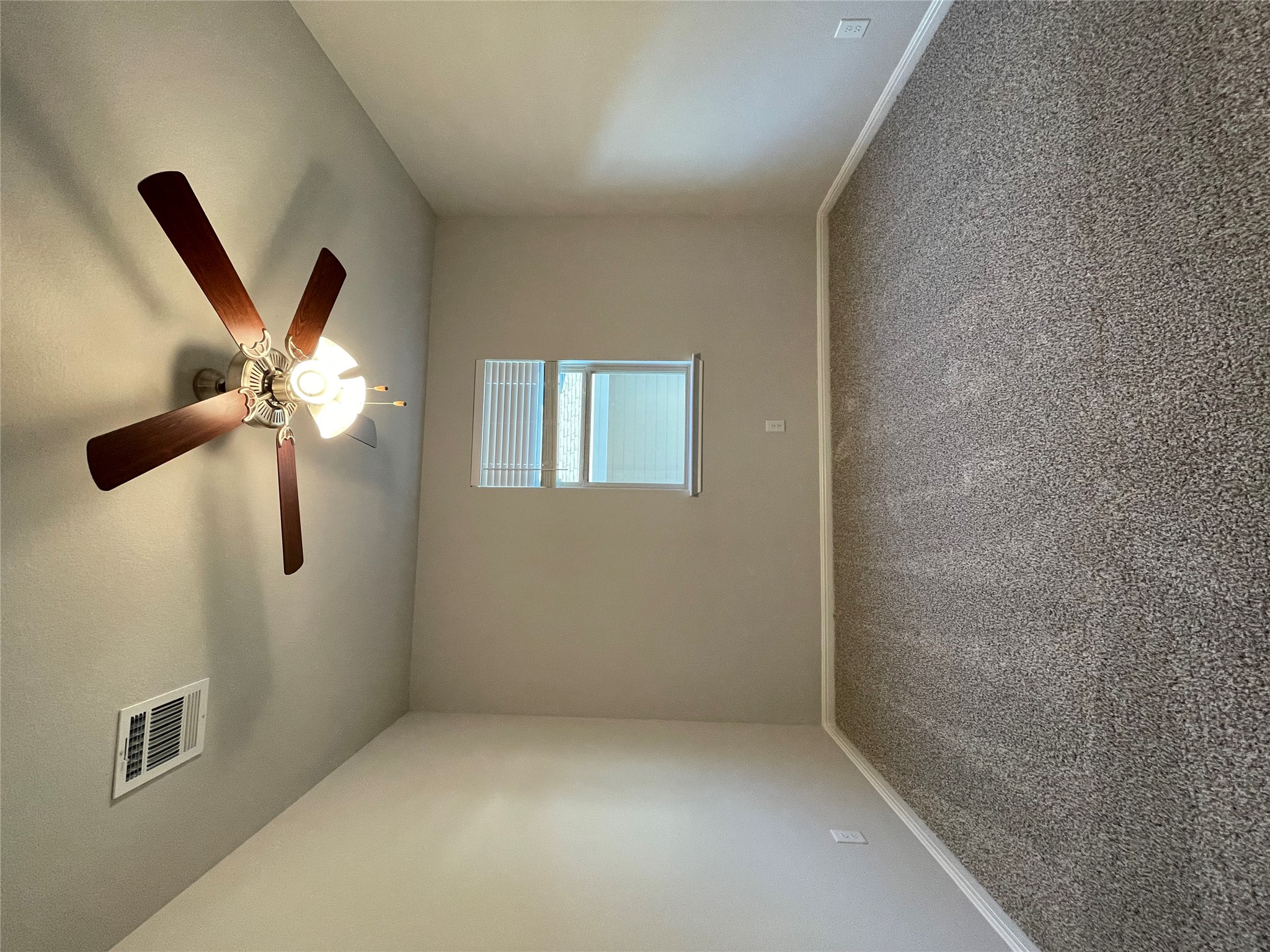 125 Old Stagecoach Road Jarrell, TX 76537 - Photo 9 of 31 a view of an empty room