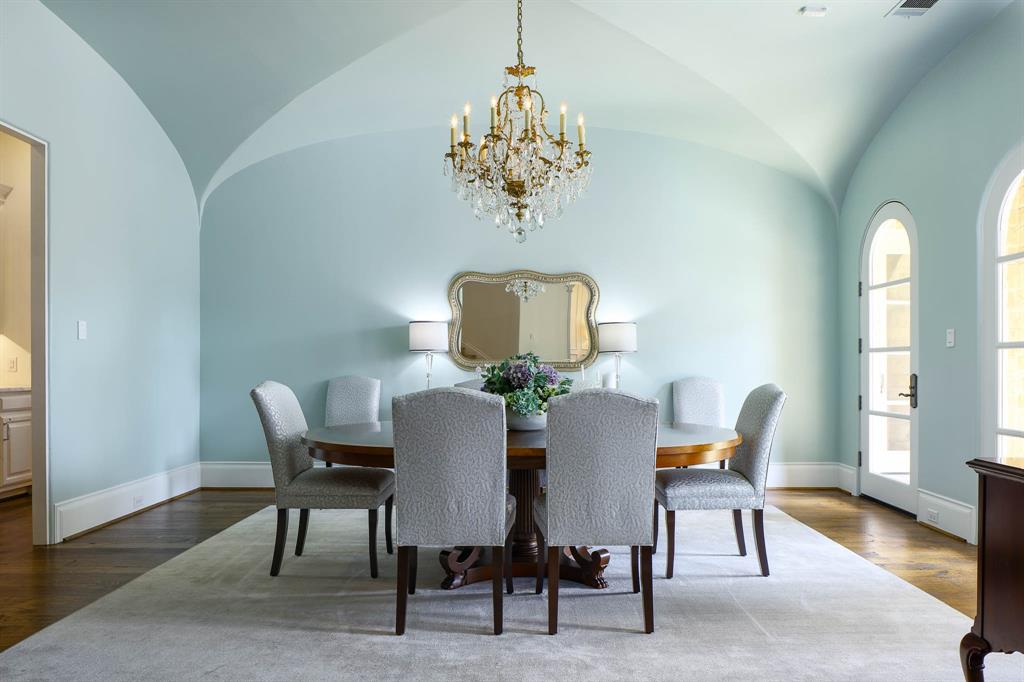 5543 Edlen Drive Dallas, TX 75220 - Photo 3 of 34