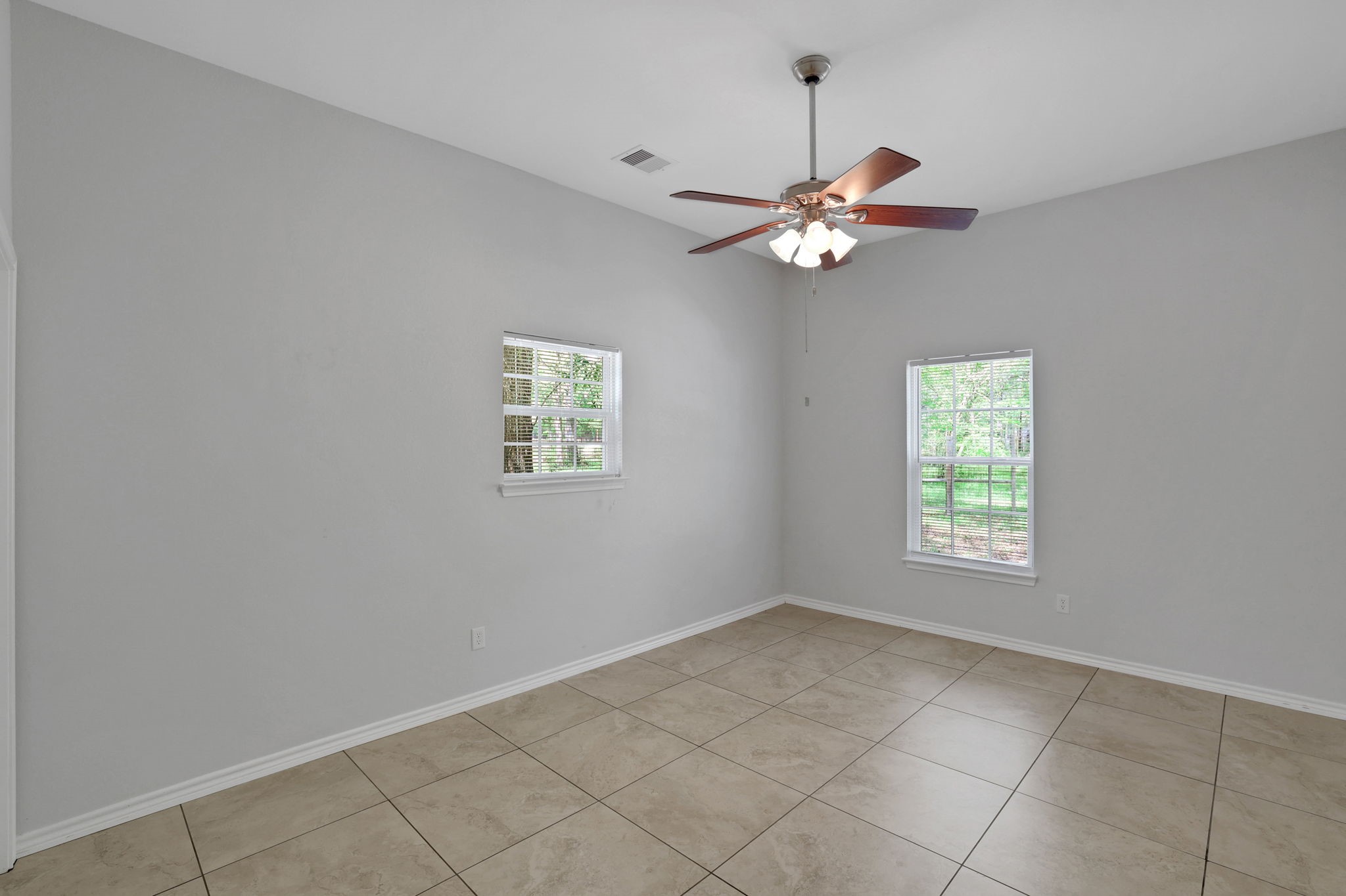 1290 Spring Ridge Road Coldspring, TX 77331 - Photo 35 of 49 Guest bedroom 2