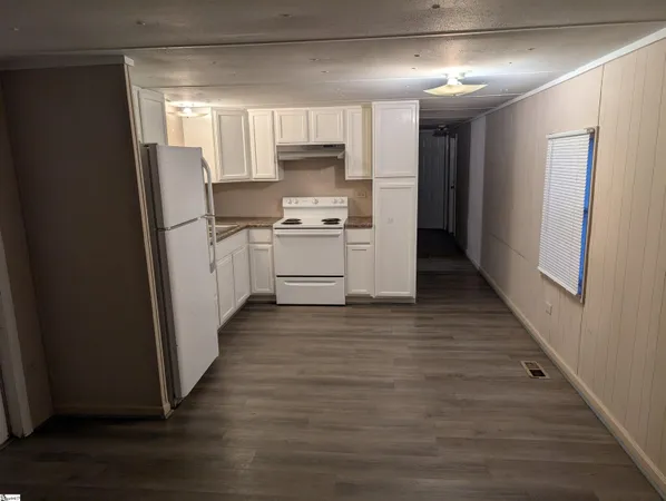 $1,000 | 2743 East Tyger Bridge Road, Greer, SC 29651