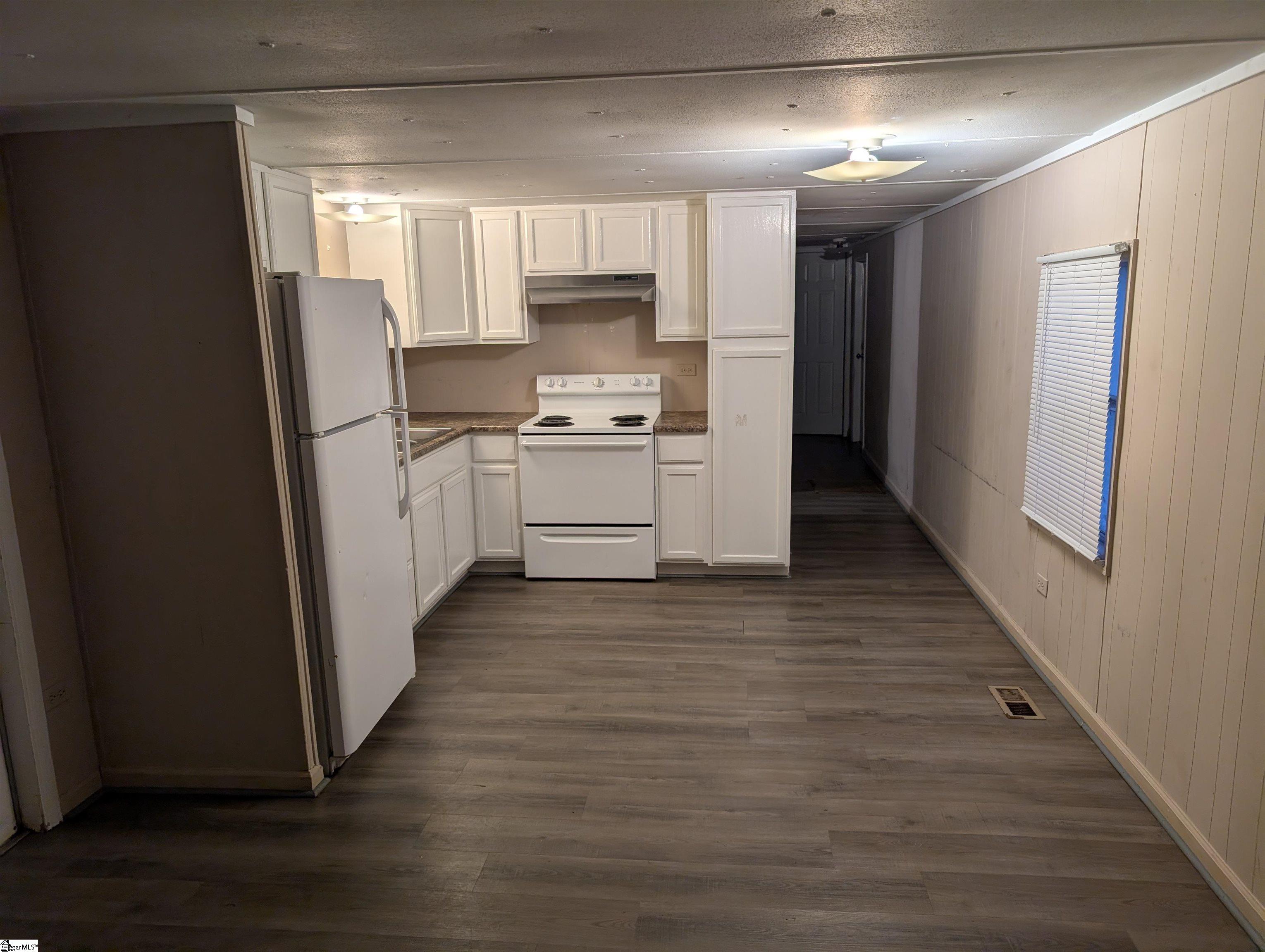 2743 East Tyger Bridge Road Greer, SC 29651 - Photo 3 of 6